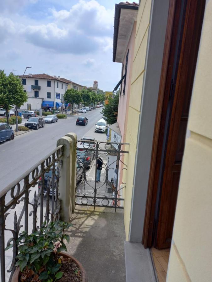 Lucca Holiday Rental- By The Walls N 395 Exterior photo